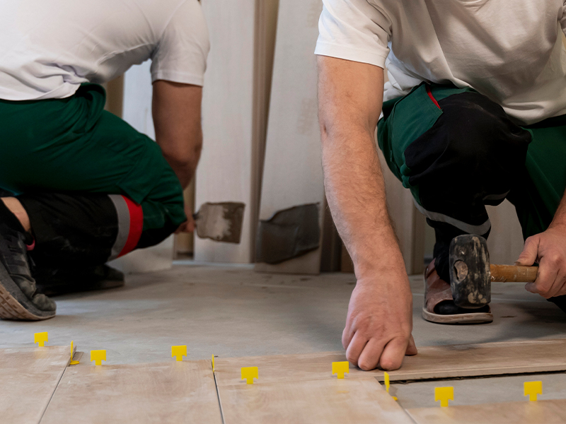 O que avaliar antes de contratar uma empresa para instalar pisos?